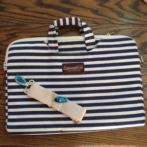 Canvaslove zippered navy stripe bag